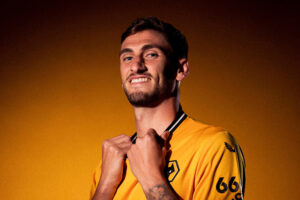 Gary O'Neil, the "perfect" Wolves player, must surely start against Fulham.