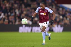 Michail Antonio asserts The star player for West Ham is not having fun playing for Moyes