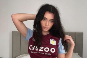 Adult star Alexia Grace invites Aston Villa ace to make 'tape' with Elle Brooke D