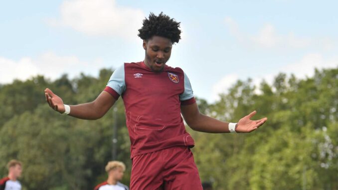 Umolu scores three goals as the U18s defeat Leicester City 5-0.