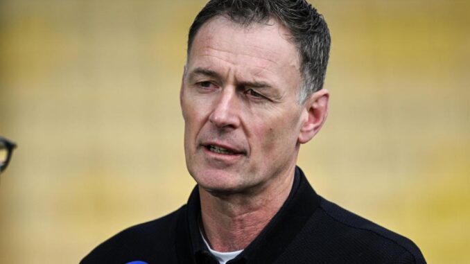 Chris Sutton denies Celtic 'crisis club' verdict amid Rodgers warning