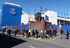 Everton-mad manager mocks Sky Sports journo after bitter online storm