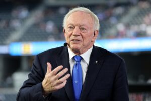 Jerry Jones Says Cowboys Can Still Win the Super Bowl, Getting Healthy at the Right Time