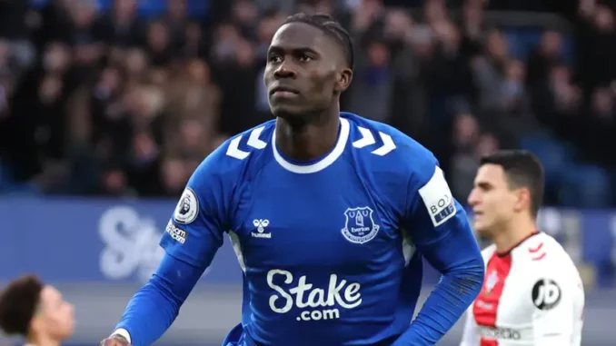 Barcelona meet with Everton midfielder ahead of potential summer move