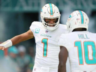 Mostert and Jalen Waddle - Exit Dolphins Game with Freak Injuries - LOOK