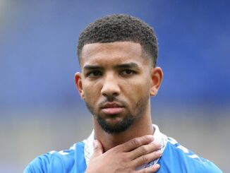 As Sheffield United attempts to acquire the pair, Everton is prepared to accept Mason Holgate's offer.