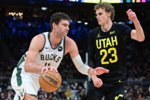 Brook Lopez Fires Strong Message Amid Milwaukee Bucks’ Struggles: ‘We All Have Each Other’s Backs’