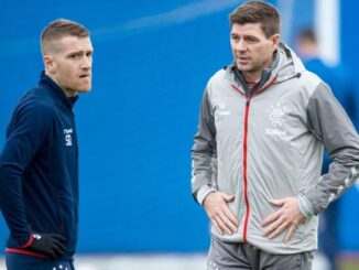 The Ibrox star writes an emotional retiring note while Steven Gerrard leads the Steven Davis Rangers tributes.