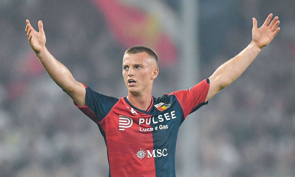 Albert Gudmundsson is of interest to Crystal Palace.