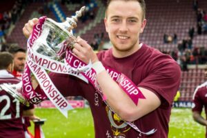 Former Hearts defender completes Deadline Day move to Championship side