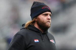 BREAKING: Steve Belichick is reportedly expected to transfer from the Patriots to the University of Washington.